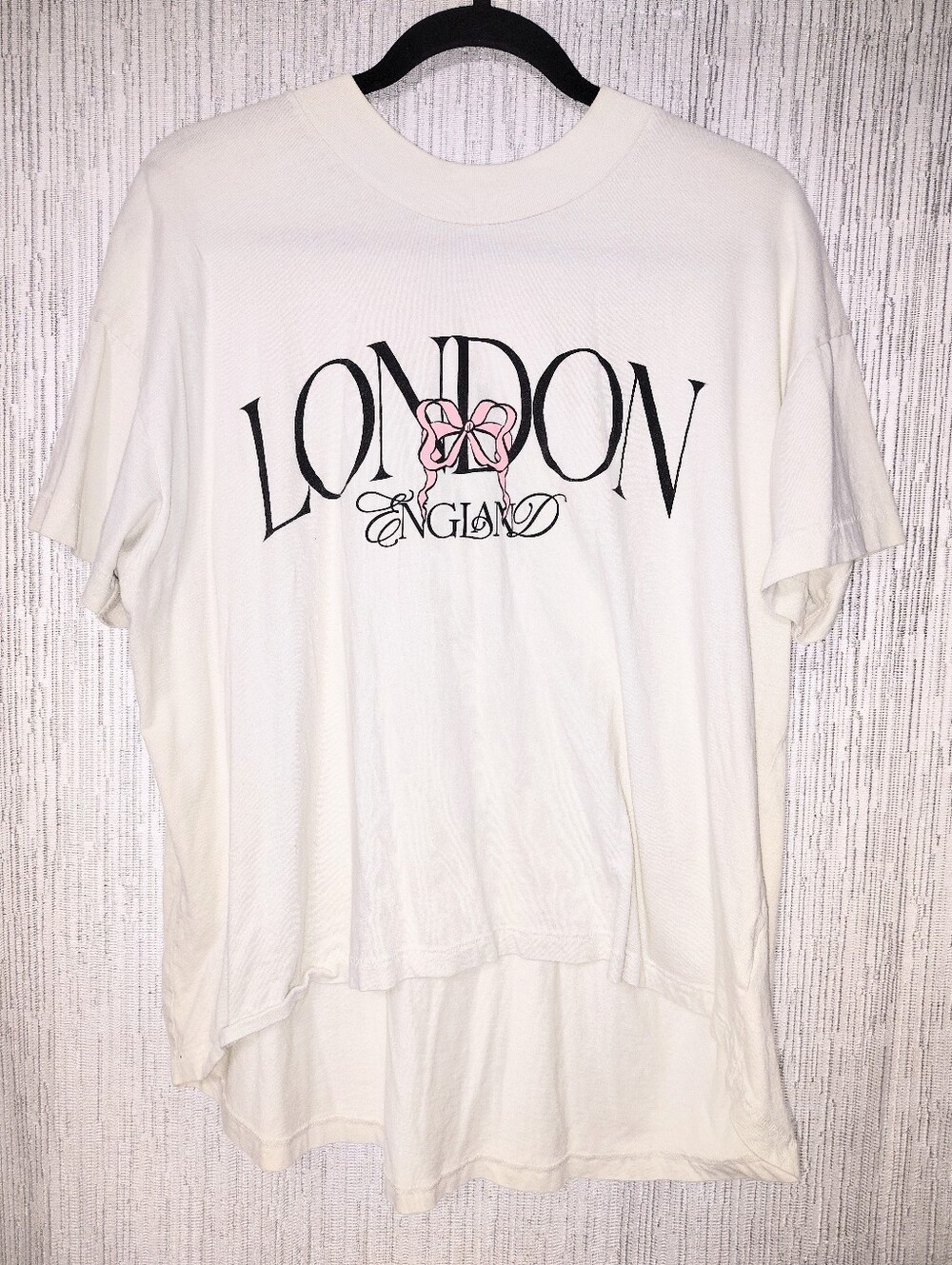'London England' Graphic Bow Tee Front/Back